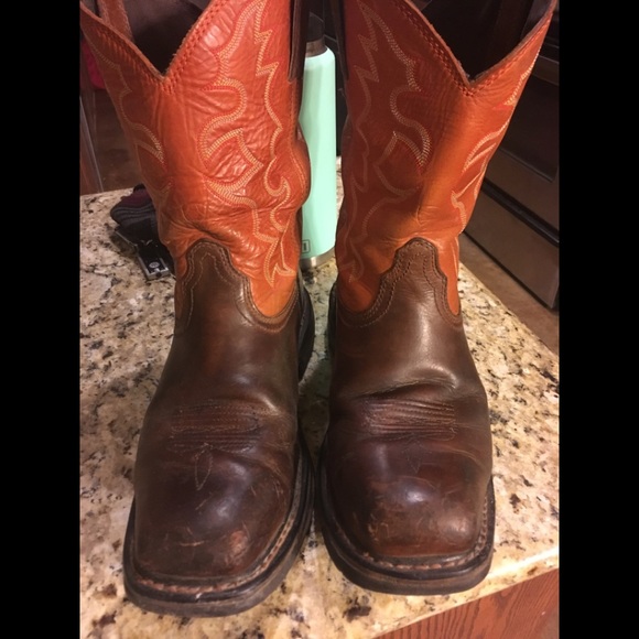 Ariat boots - Picture 1 of 3